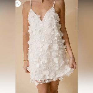 Storia 3D Flower Mini Shift Dress